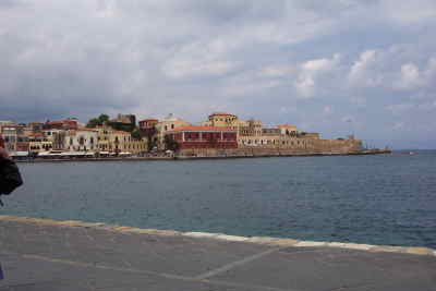 Havnefronten i Chania (Bemrk de tunge skyer)