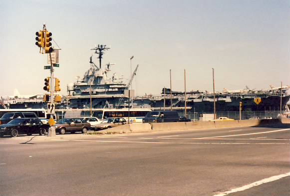 Aircraft carrier "Intrepid", New York Harbour