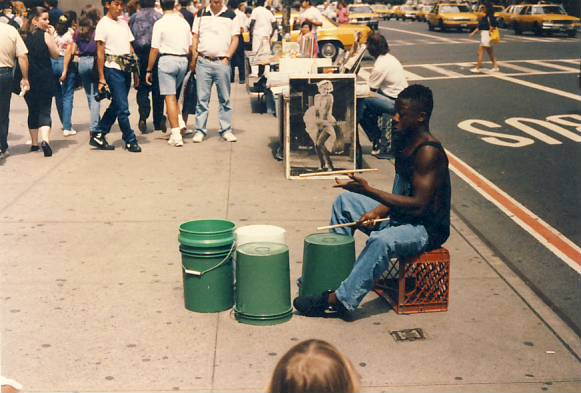 Street musician, Manhattan, New York